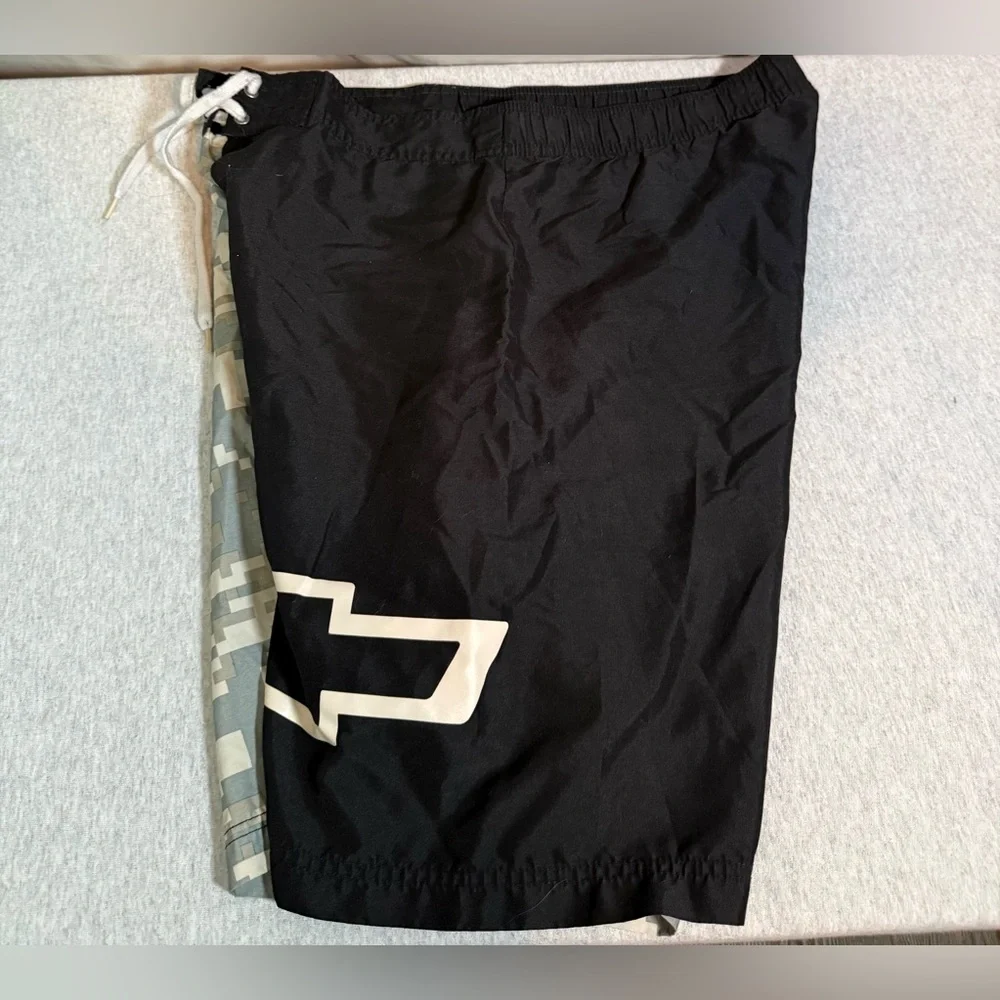 GM Chevrolet Camo Board‎ Shorts 🖤🪖
